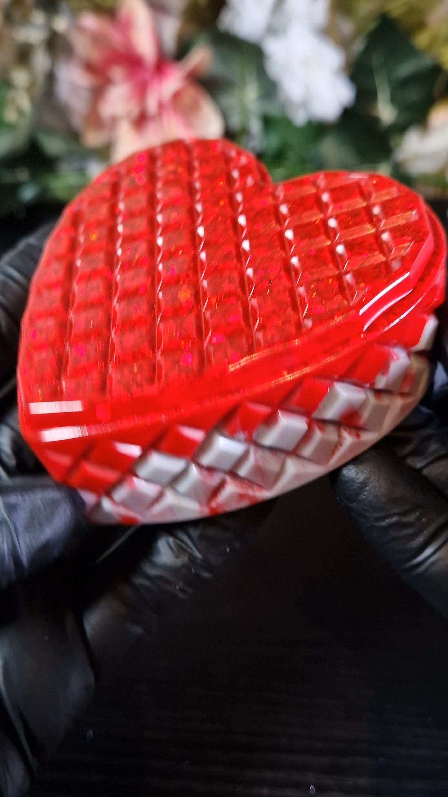 Dose "Herz" aus Resin