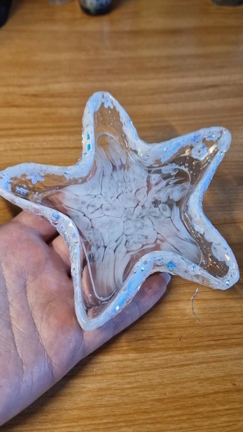 Schale "Seestern" aus Resin in versch. Farben