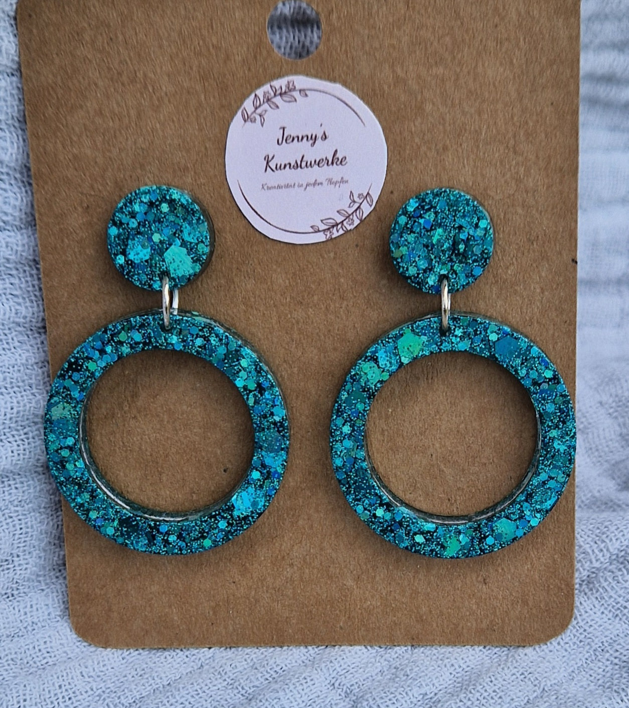 Ohrringe aus Resin in versch. Varianten