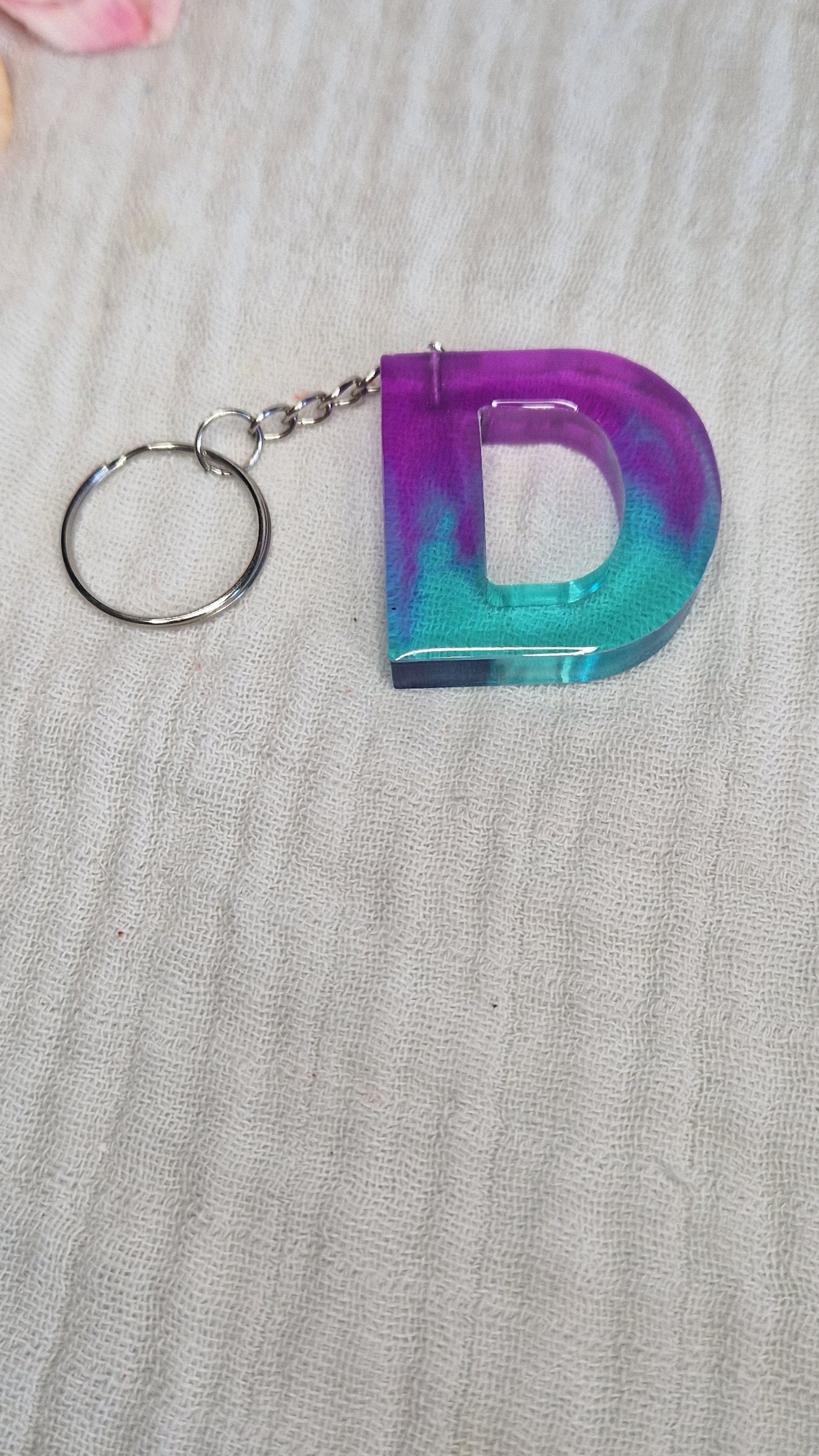 Buchstaben Schlüsselanhanger aus Resin