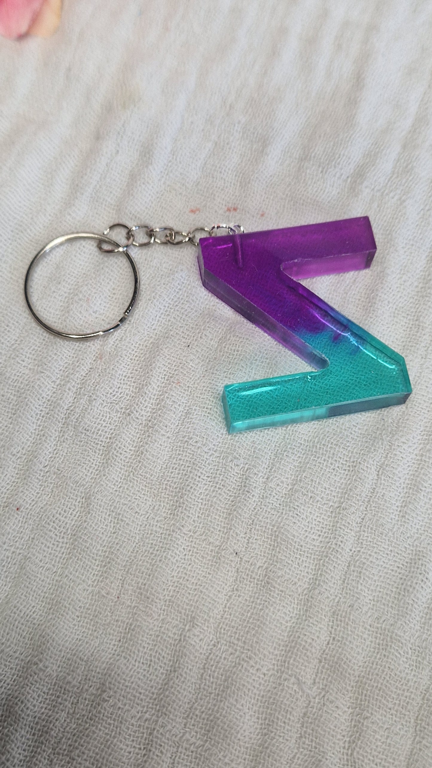 Buchstaben Schlüsselanhanger aus Resin