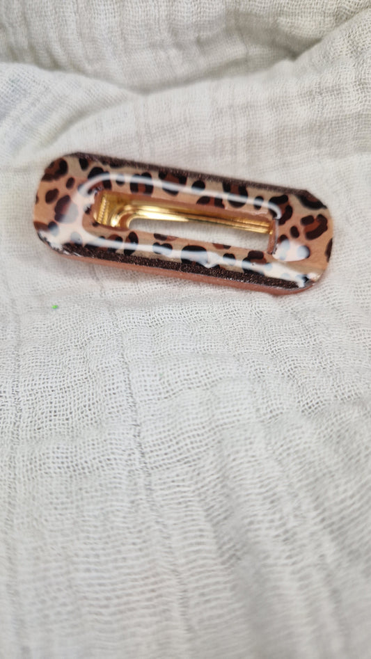 Haarklammer mit Motiv aus Epoxidharz