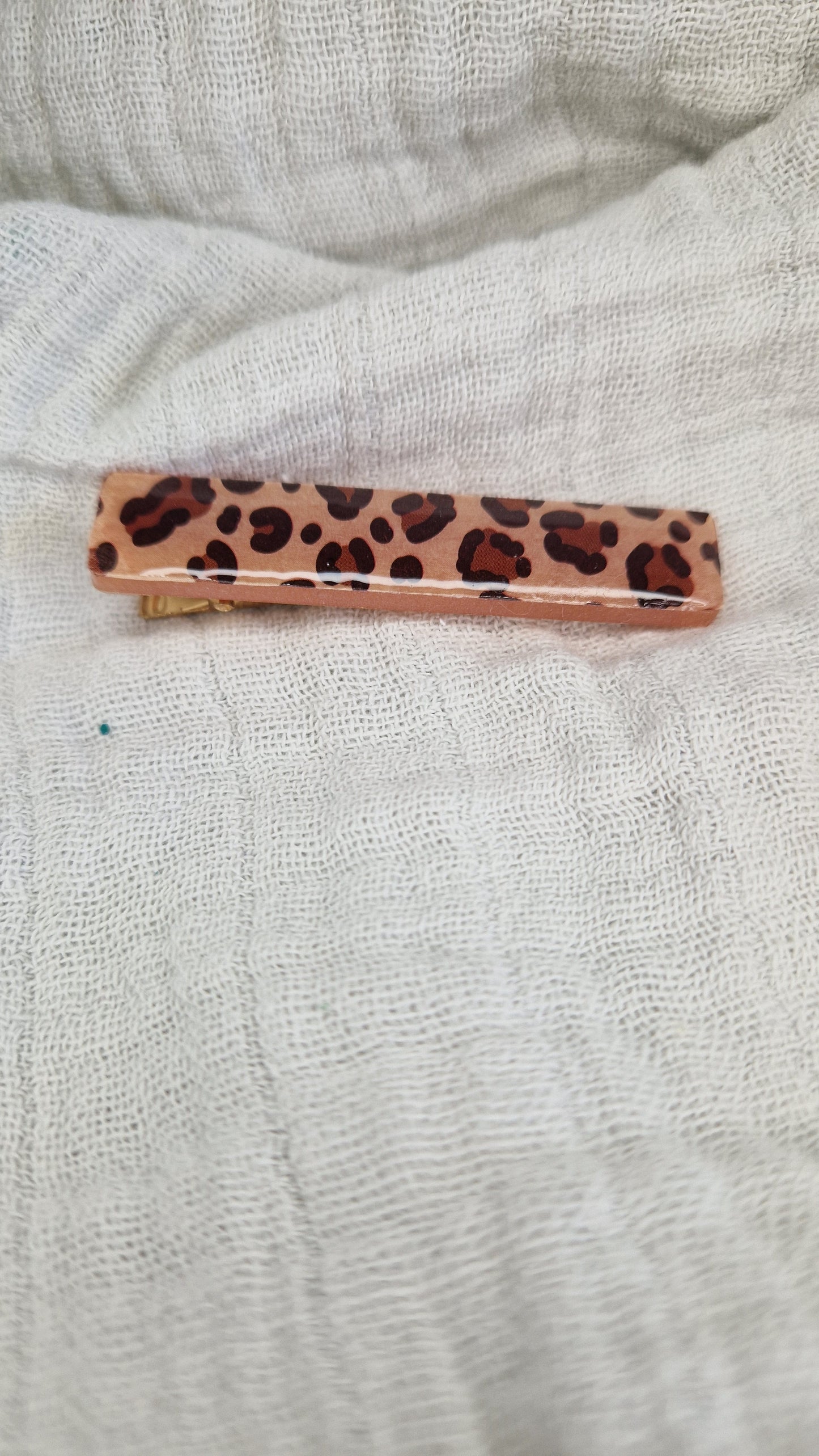 Haarklammer mit Motiv aus Epoxidharz