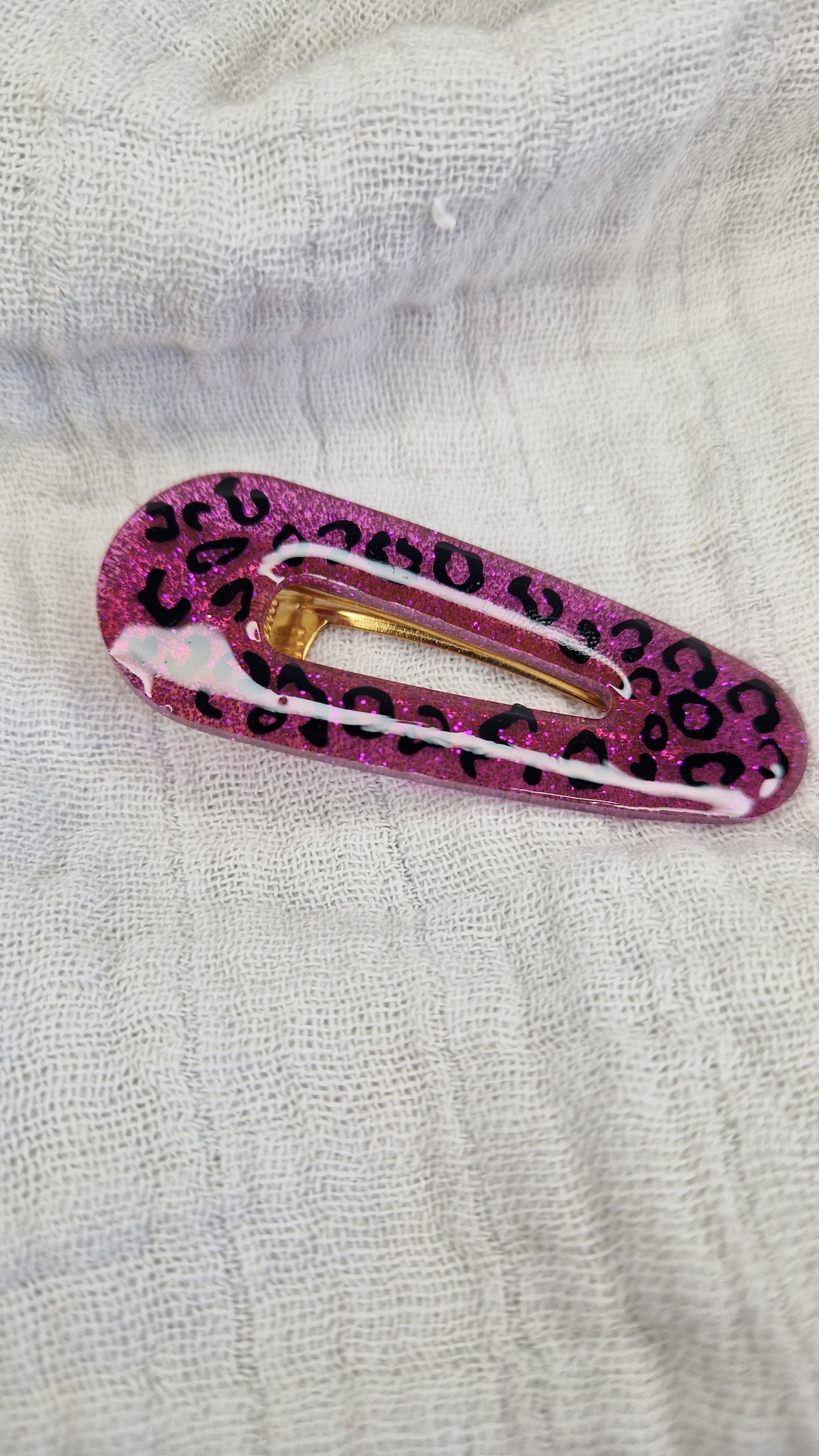 Haarklammer mit Motiv aus Epoxidharz