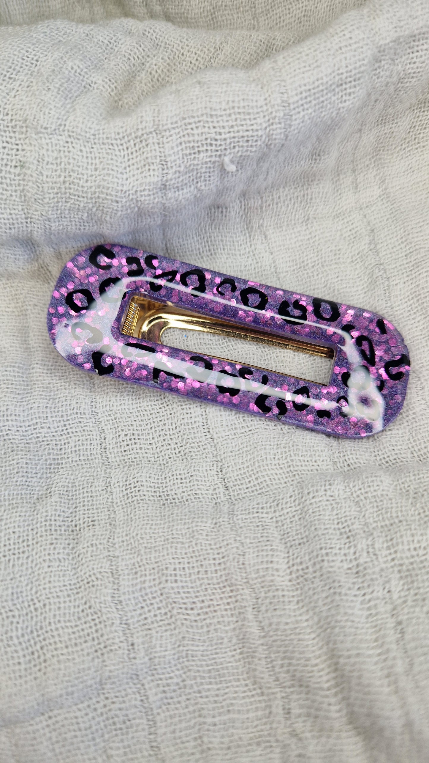 Haarklammer mit Motiv aus Epoxidharz