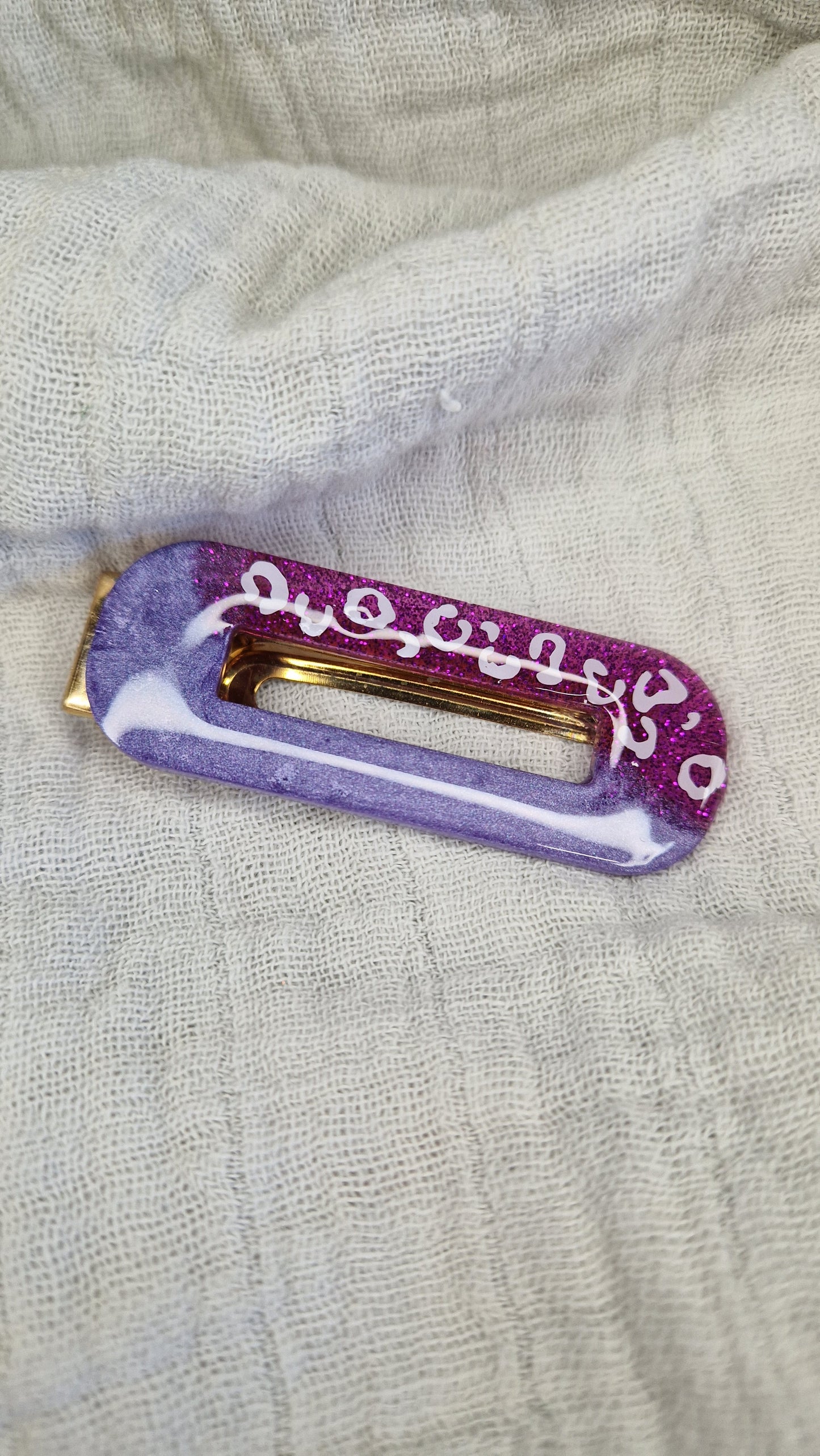 Haarklammer mit Motiv aus Epoxidharz