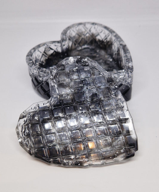 Herz Dose aus Resin in deiner Wunschfarbe