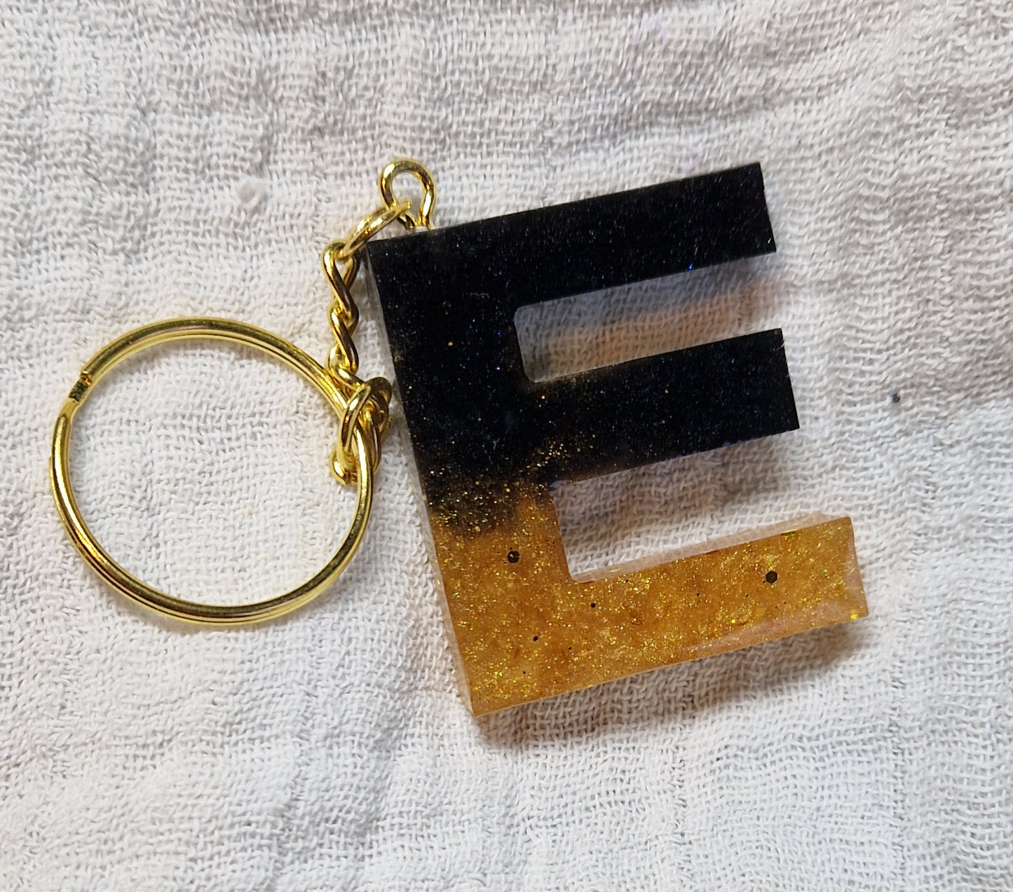 Buchstaben Schlüsselanhänger aus Resin