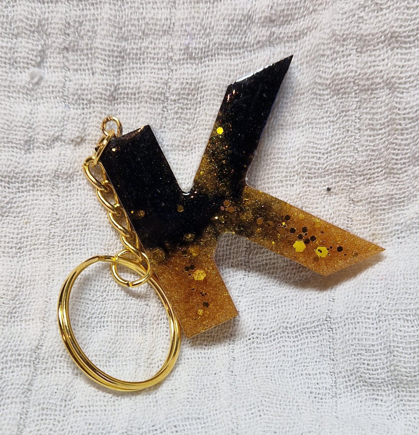 Buchstaben Schlüsselanhänger aus Resin