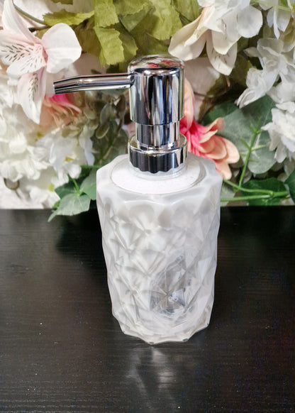 Seifenspender aus Resin in deiner Wunschfarbe