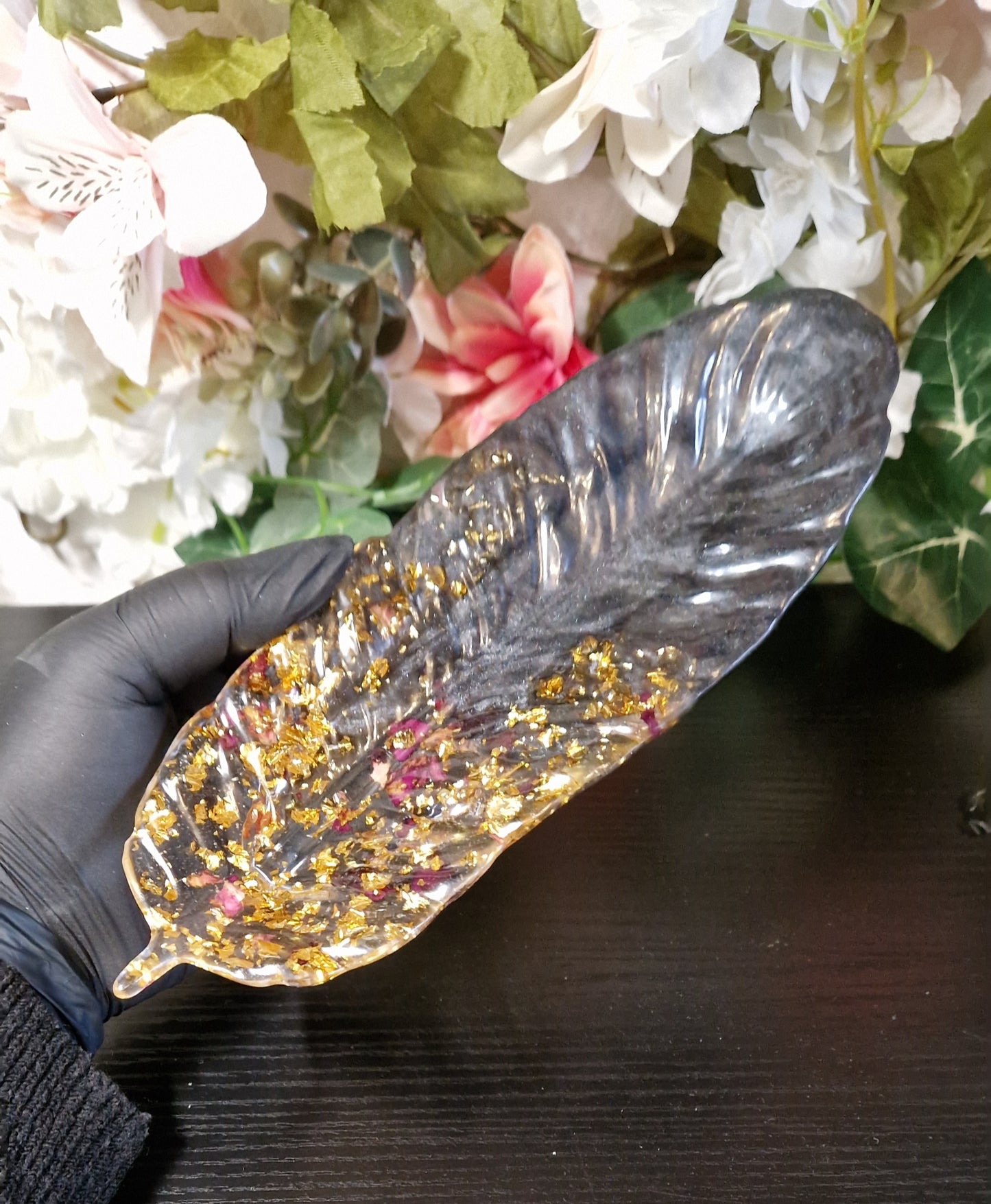 Schale "Feder" aus Resin in versch. Farben