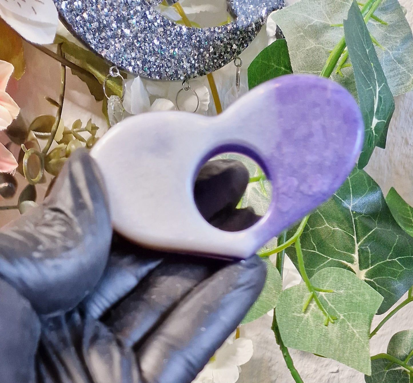 Buchseitenhalter aus Resin in versch. Farben