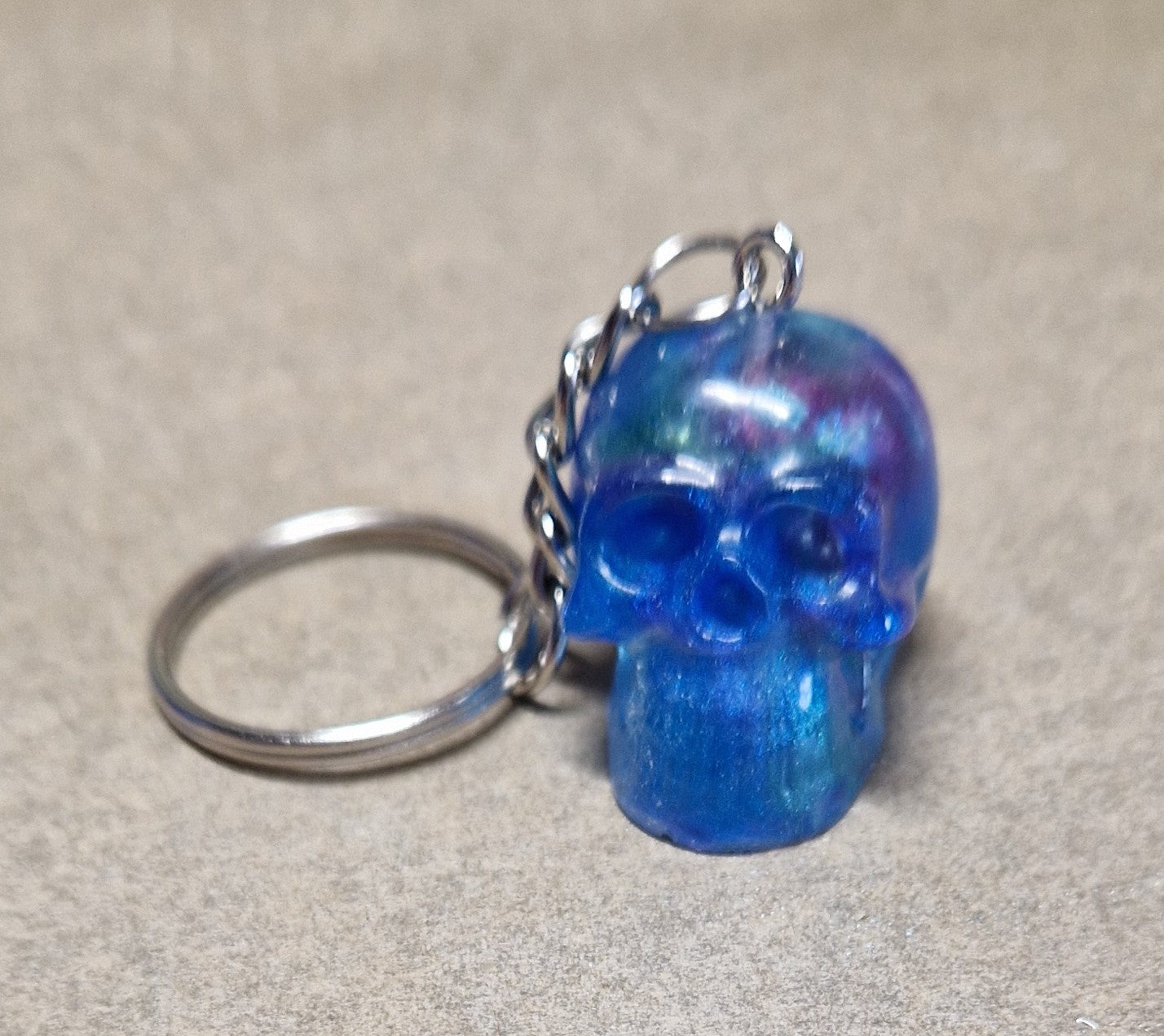 Totenkopf Schlüsselanhänger aus Resin