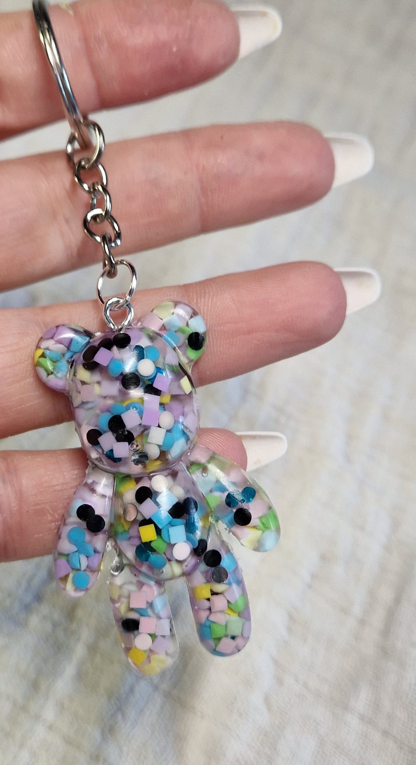 Schlüsselanhänger "Teddy" in versch. Design aus Resin