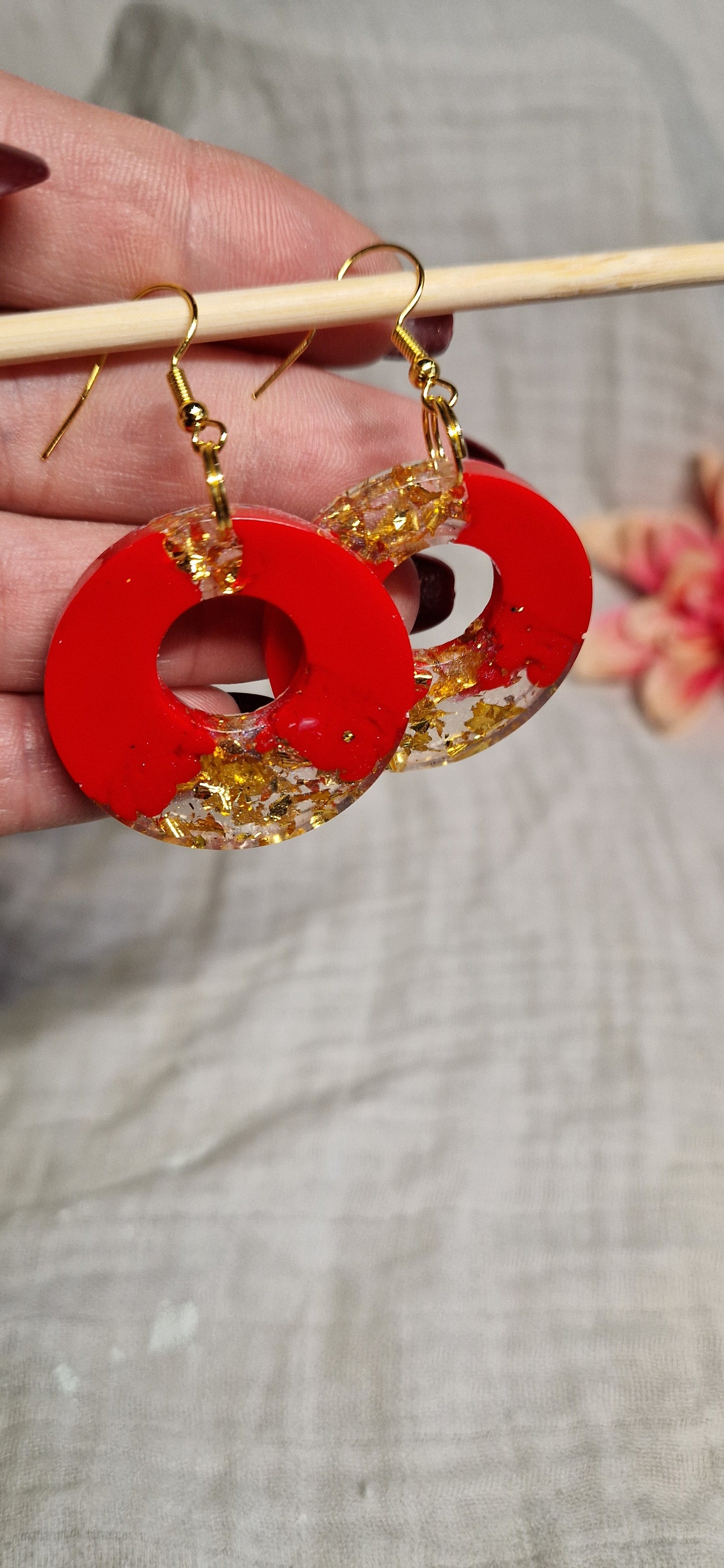 Ohrringe aus Epoxidharz in versch. Designs