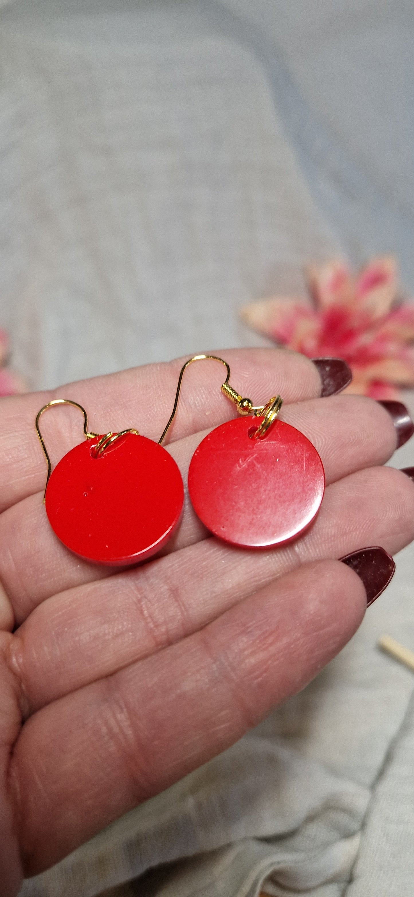 Ohrringe aus Epoxidharz in versch. Designs