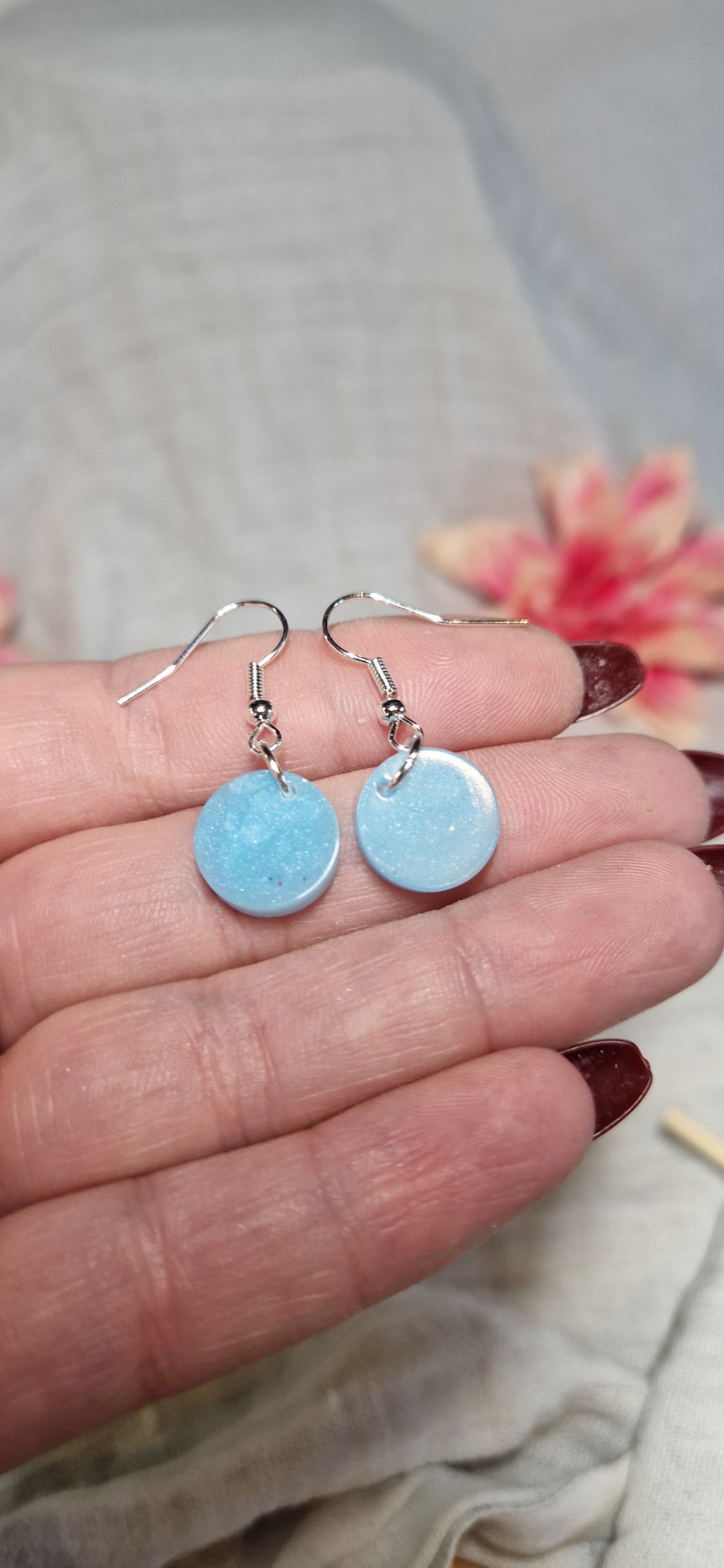 Ohrringe aus Epoxidharz in versch. Designs