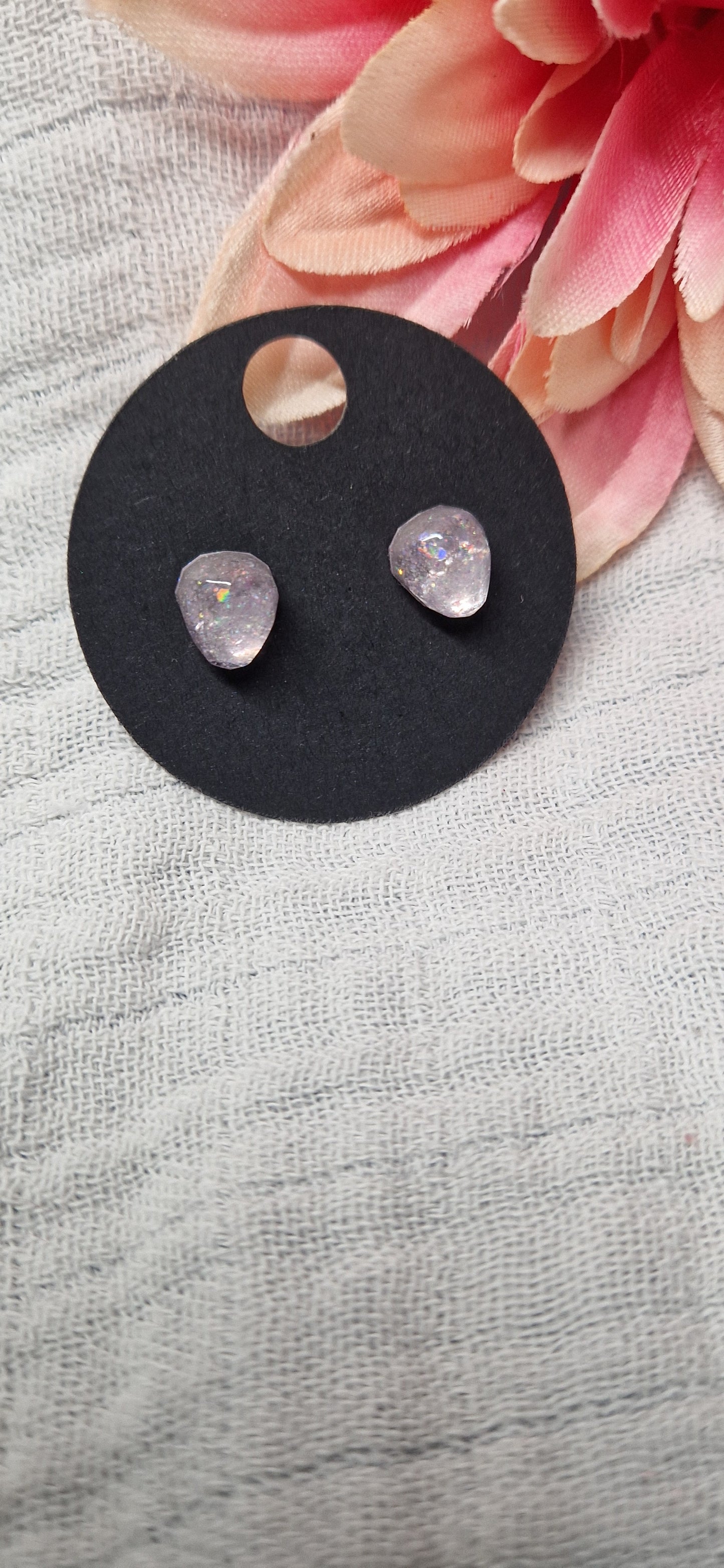 Stecker Ohrringe aus Resin in versch. Design