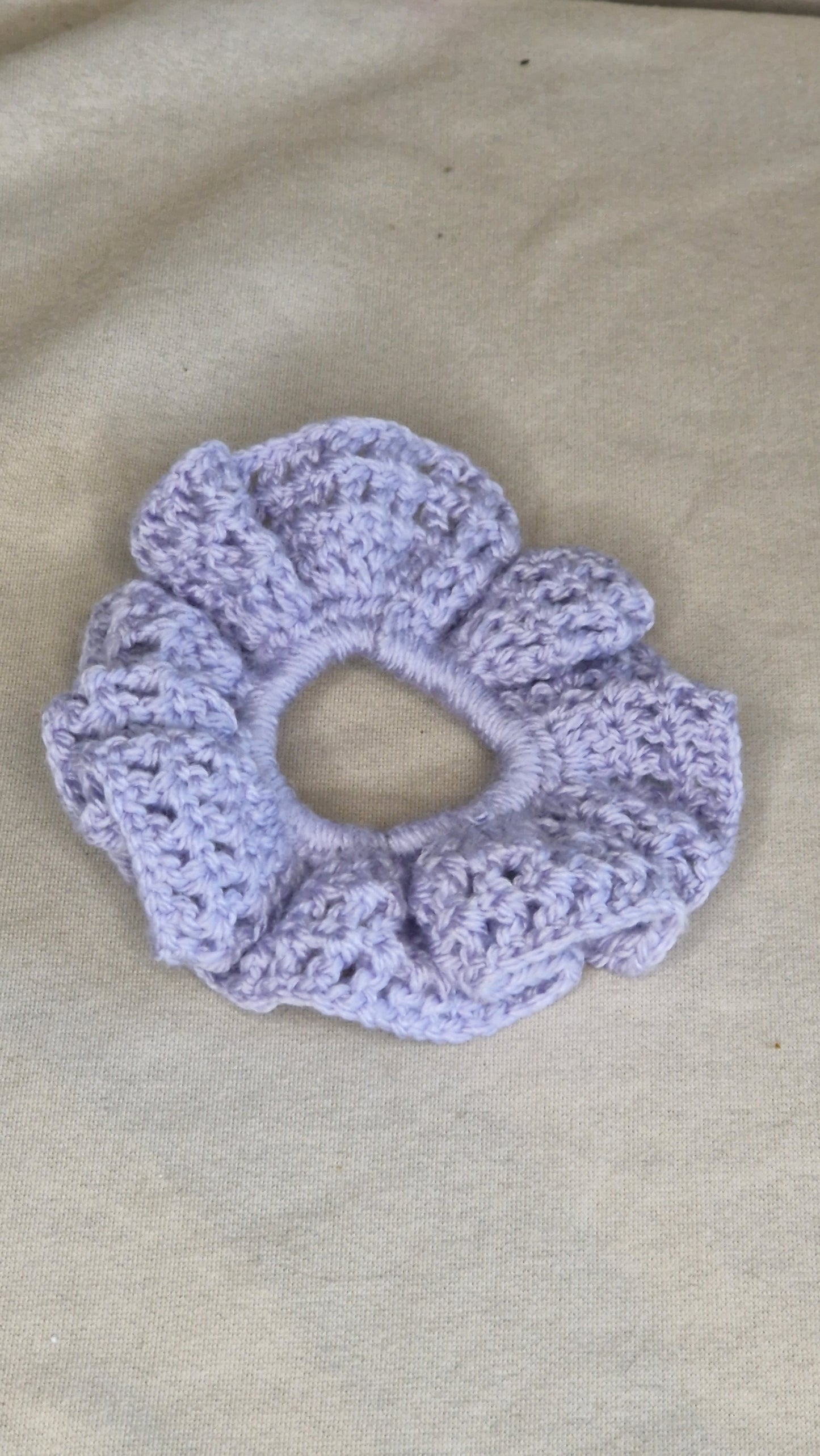 Gehäkelte Scrunchie "groß" in versch. Farben