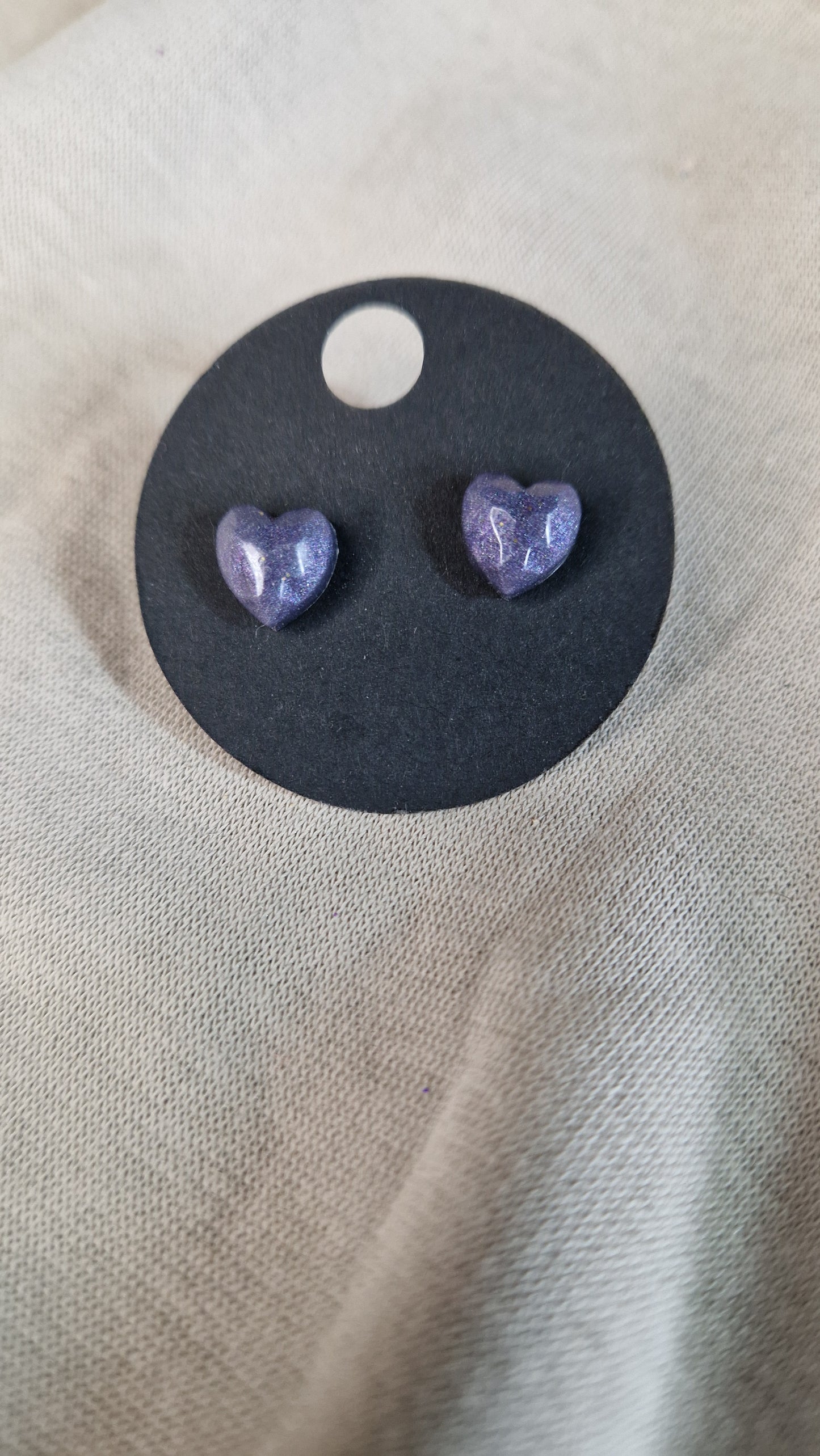 Stecker Ohrringe aus Resin in versch. Design