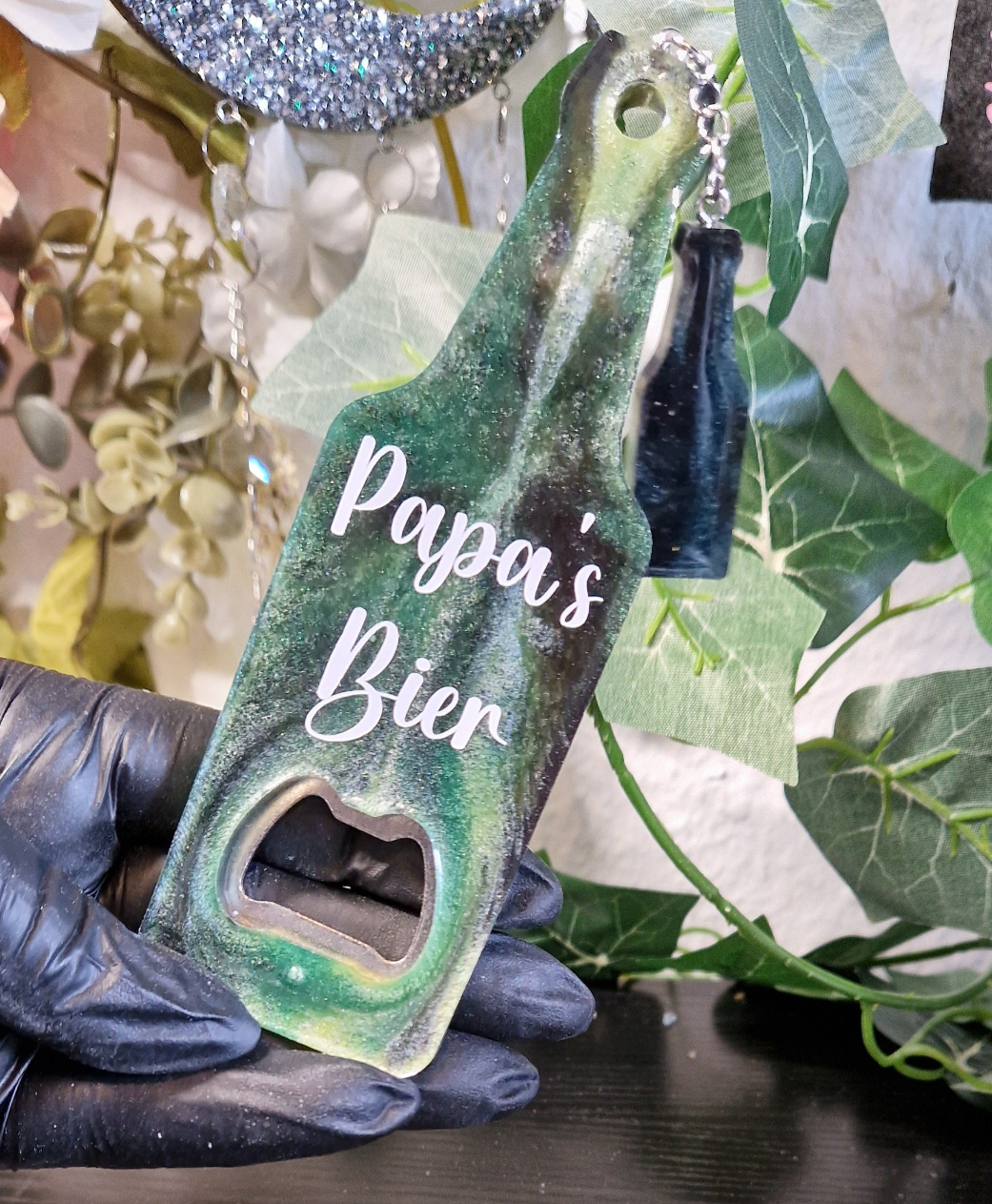 Flaschenöffner aus Resin in versch. Design