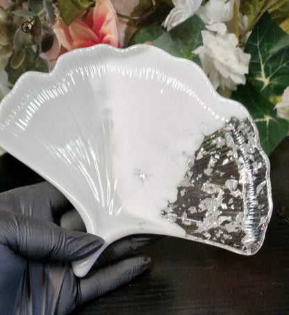 Schale "Blatt" aus Resin in deiner Wunschfarbe