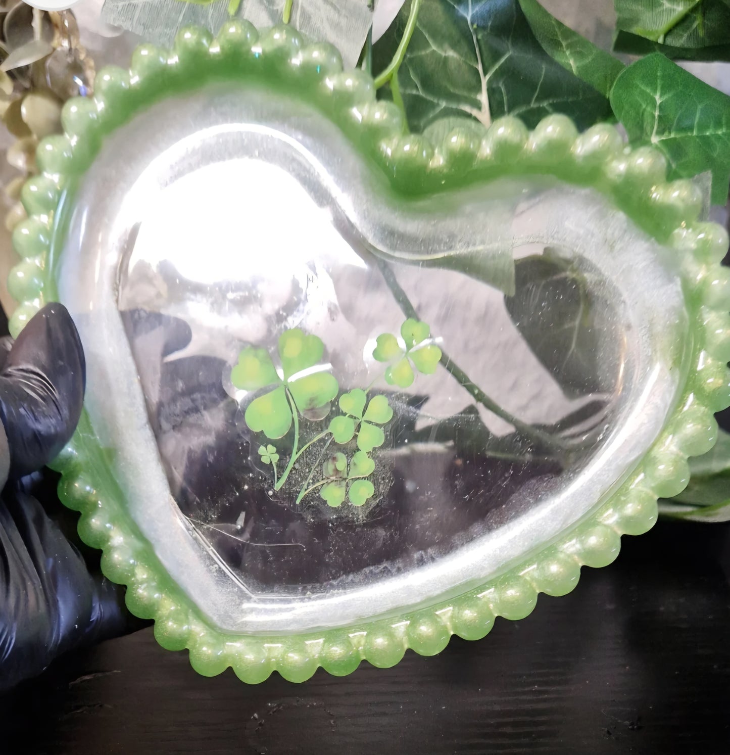 Schalen aus Resin B-Ware