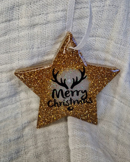 Personalisierte Baumschmuck aus Epoxidharz in Wunschfarbe