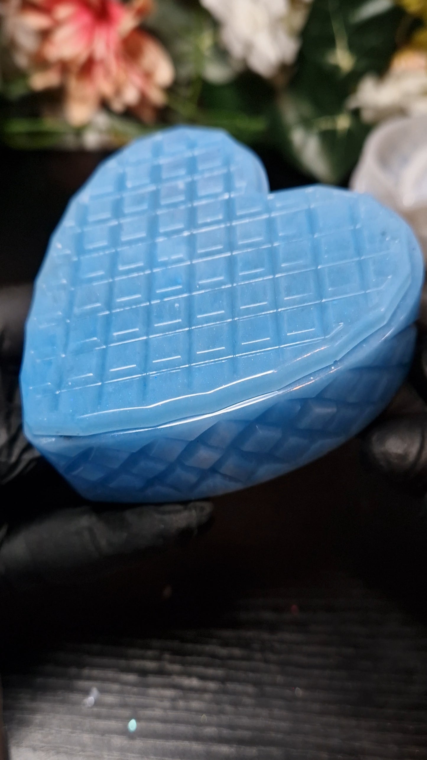 Dose "Herz" aus Resin