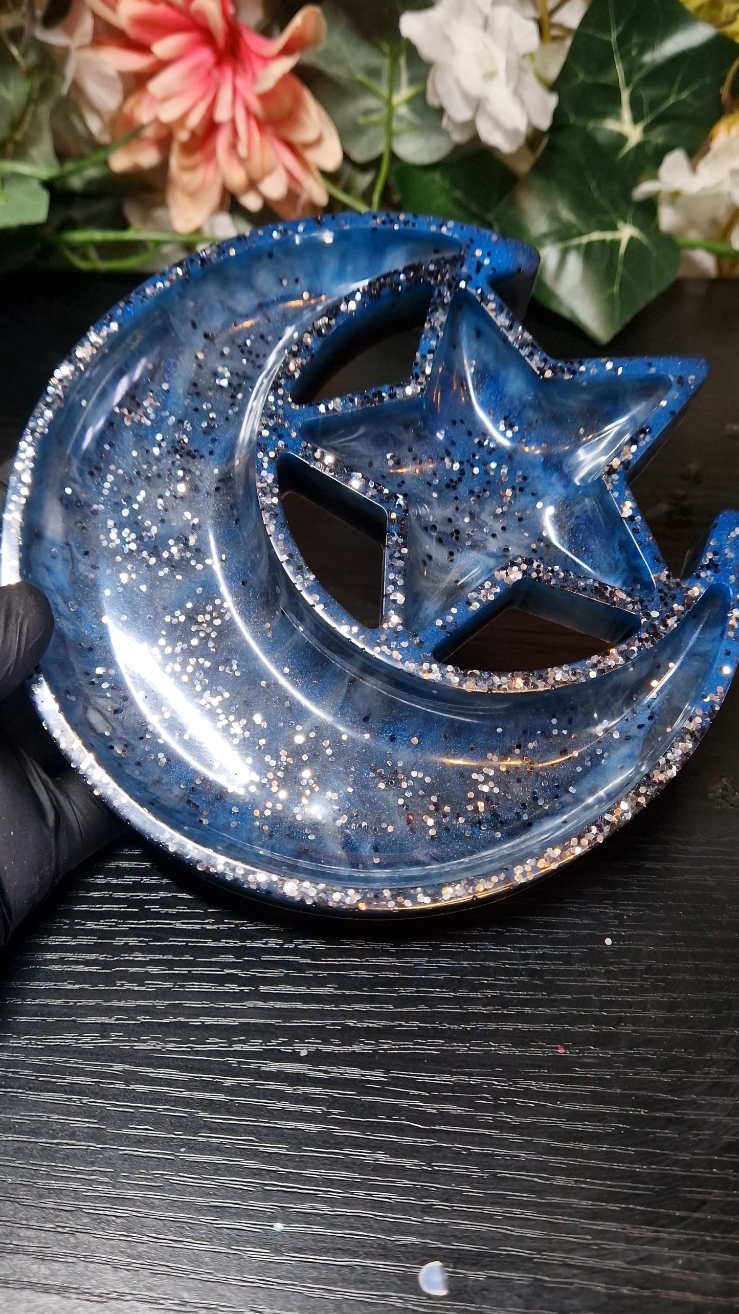 Schale "Mond&Stern" aus Resin in versch. Farben