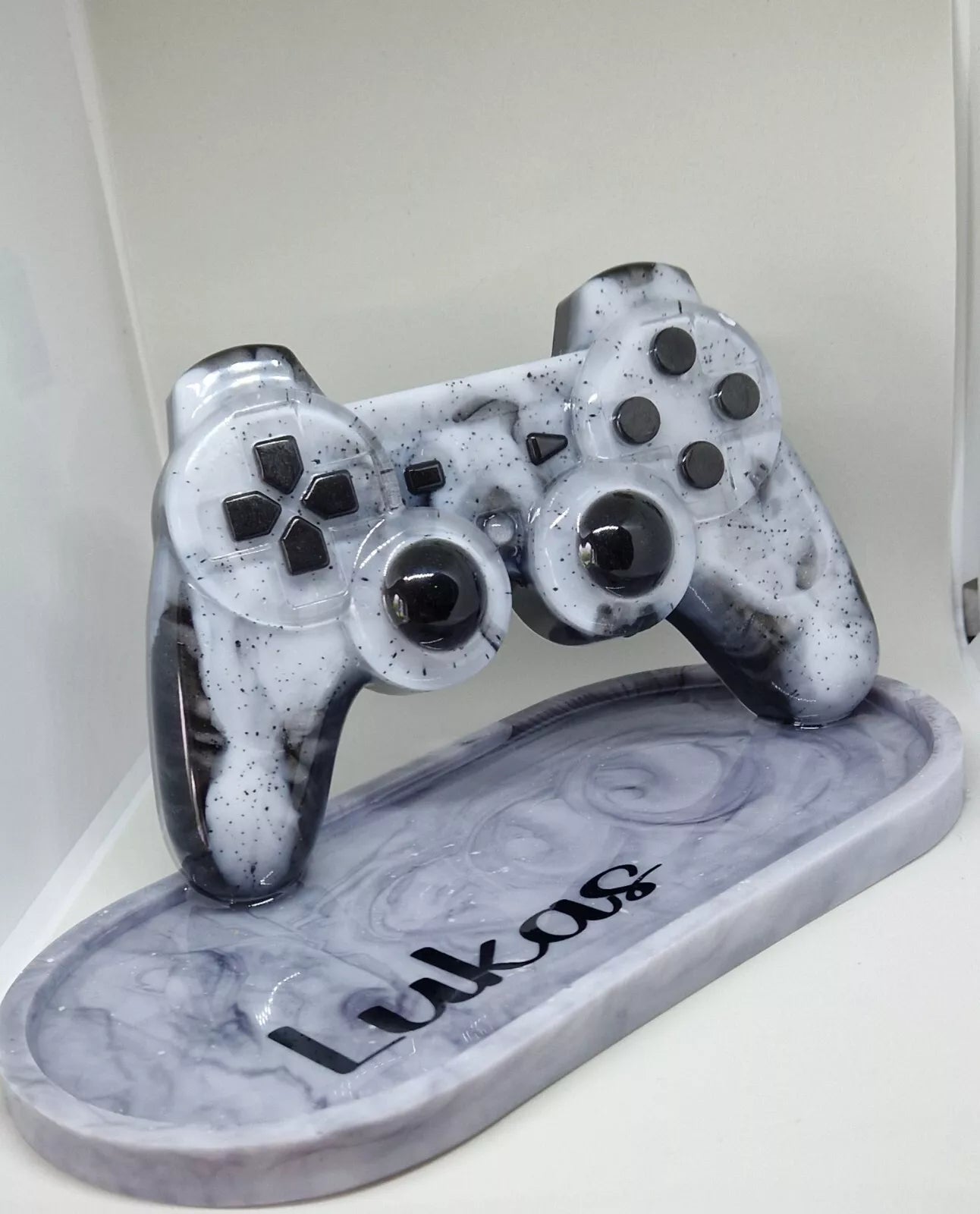 Tablet in Gaming-Design aus Resin