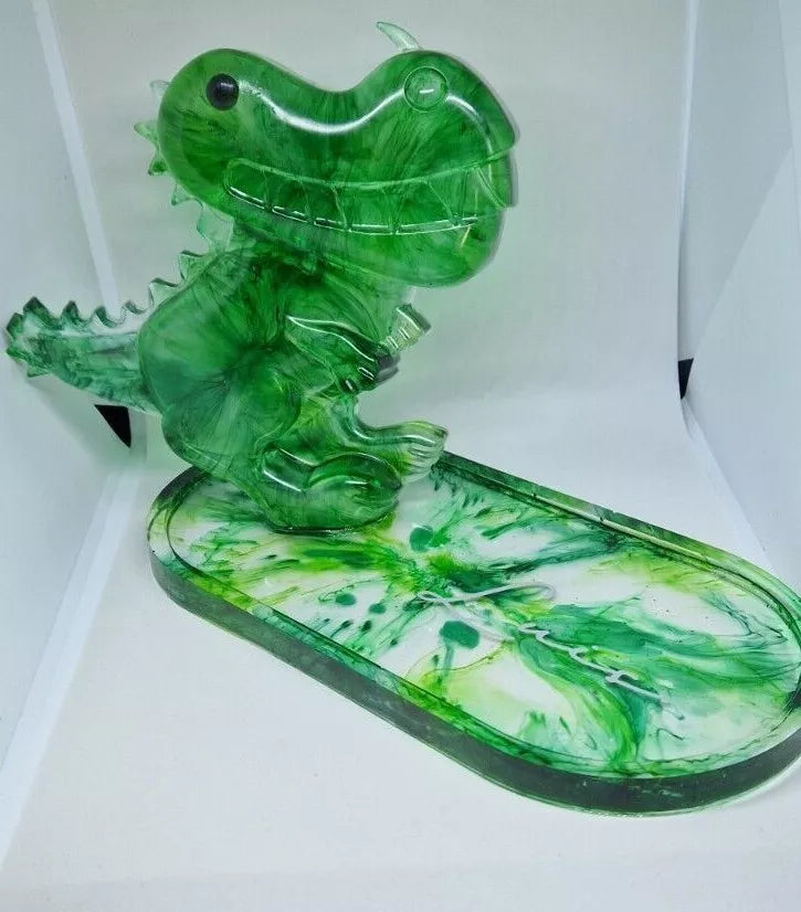 Tablet in Dino-Design aus Resin