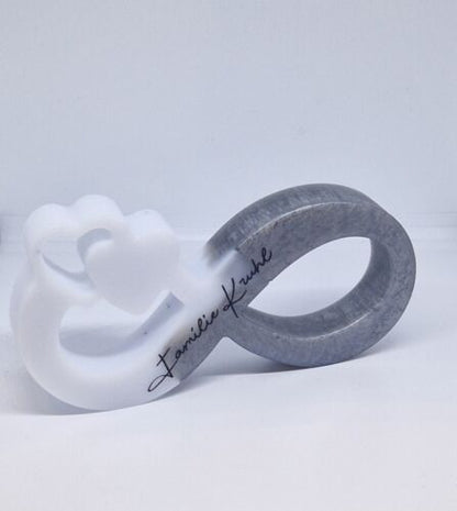 Unendlichkeitszeichen Aufsteller aus Resin in deiner Wunschfarbe